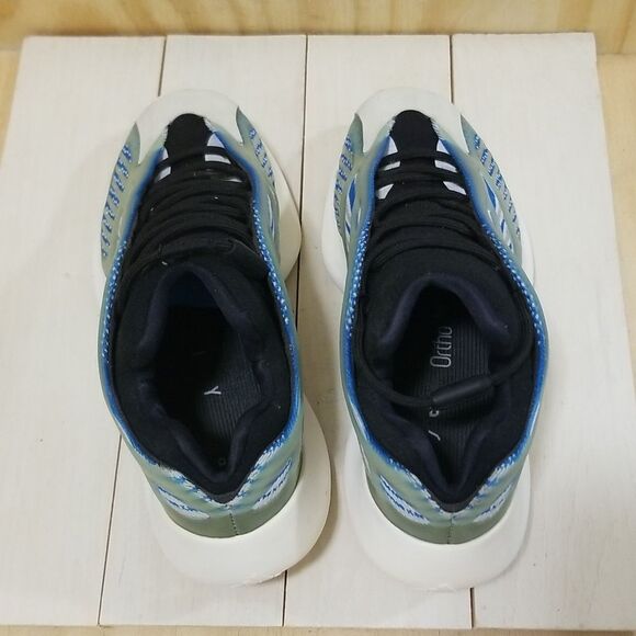 Adidas Yeezy Boost 700 V3 Azareth G54850 Men's Sz 7,Wmn's Sz 9 - Picture 5 of 8